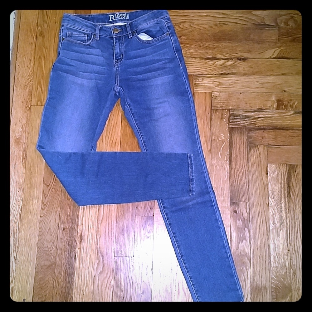 Roebuck & Co skinny jeans